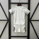 Kit Infantil Real Madrid Home 2025/26