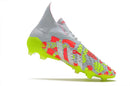 Chuteira adidas Predator Freak+ Campo