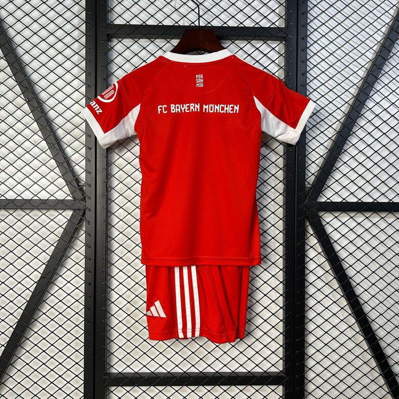 Kit Infantil Bayern de Munique Home 2025/26